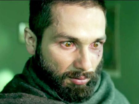 આ 10 Scenes હૈદરને બનાવે છે દમદાર ફિલ્મ : જુઓ જરા