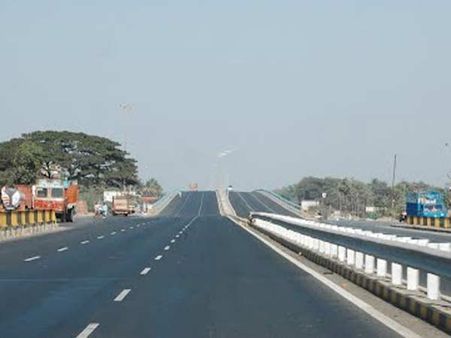 આહવા-પિપલિયા હાઇવે