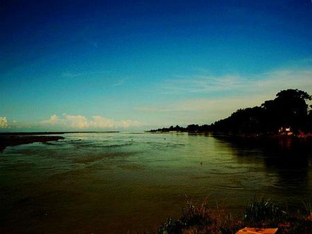 ડિબ્રૂગઢમાં સનસેટ