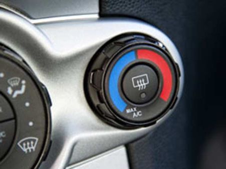 કાર કેબિનના હીટરને ચાલું કરી શકો છો