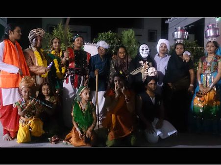 હવળા મૂડમાં કલાકારો