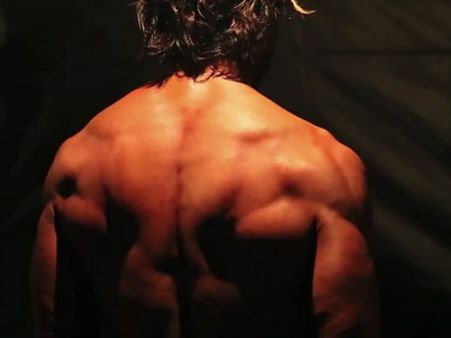 શાહરુખ ખાનનું 10 પૅક એબ્સ વર્કઆઉટ