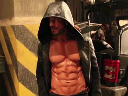 શાહરુખ ખાનનું 10 પૅક એબ્સ વર્કઆઉટ