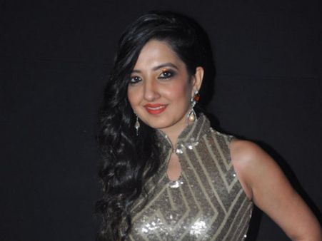 ઍમી બિલીમોરિયા ઍમી બિલીમોરિયા