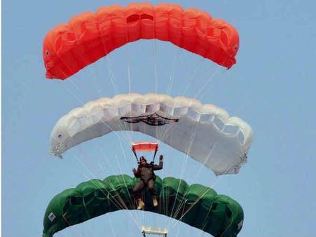 પાકના છોડાવ્યા છક્કા