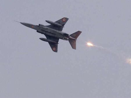 નભ સ્પૃશં દીપ્તમ