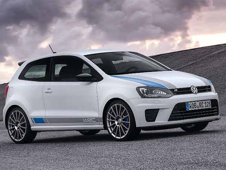 ભારતમાં વેચાતી ફોક્સવેગનની ટોપ 8 કાર્સ, કિંમત 4થી 77 લાખ સુધી