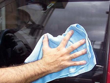 કાર વિન્ડો ક્લિનર