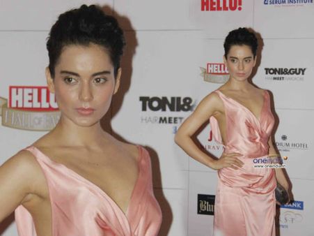 કટઆઉટ આઉટફિટમાંથી હસીનાઓનું છલકાતું હુશ્ન