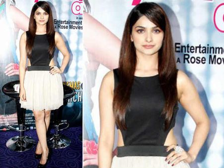 કટઆઉટ આઉટફિટમાંથી હસીનાઓનું છલકાતું હુશ્ન