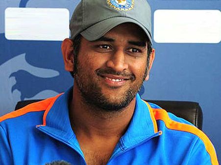 ટોસ જીતીને માહીએ લીધો સાચો નિર્ણય ટોસ જીતીને માહીએ લીધો સાચો નિર્ણય