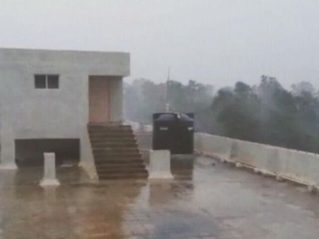 વાવાઝોડા હુડહુડ દરમિયાન વરસાદ