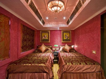 રોયલ યત્રા