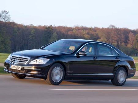 કારના અન્ય ફીચર્સ કારના અન્ય ફીચર્સ