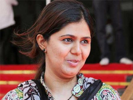 CM પદ માટે પંકજાએ કર્યો દાવો ભાજપે કહ્યું નિર્ણય સંસદીય બોર્ડ કરશે