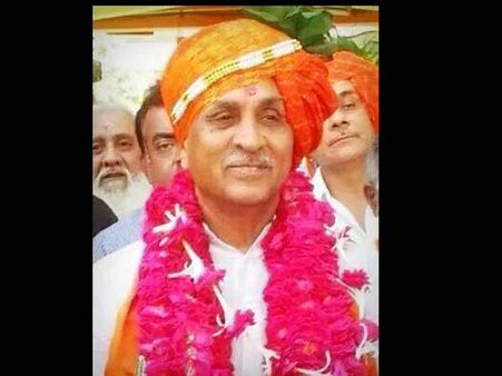 દરેક હાથને કામ અને દરેક ખેતરને પાણી મળશે: વિજય રૂપાણી