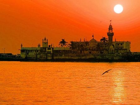 હાજી અલી દરગાહ, મુંબઇ