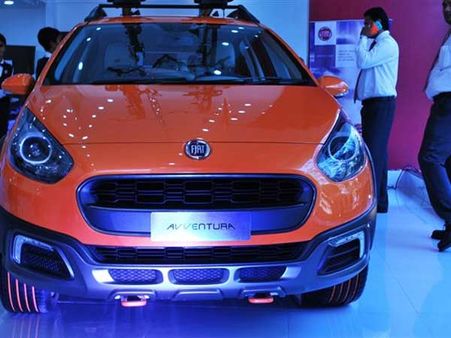 કારનું ડિમેન્શન્સઃ- ફિયાટ એવેન્ટ્યુરા