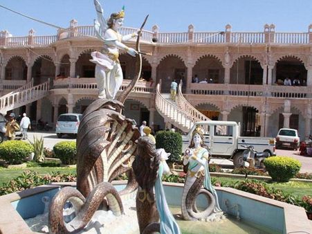 સ્વામીનારાયણ મંદિર