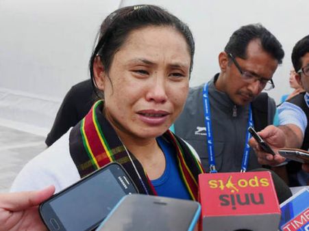 મહિલા બોક્સર સરિતા દેવી કોચને એઆઇબીએ કર્યા સસ્પેંડ