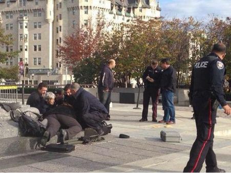 કેનેડાની સંસદ પર આતંકવાદી હૂમલો, 1નું મોત