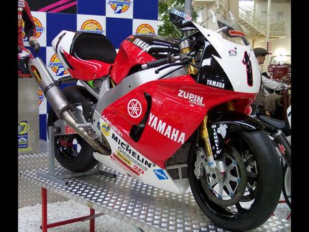 9. યામાહા વાયઝેડએફ-આર7