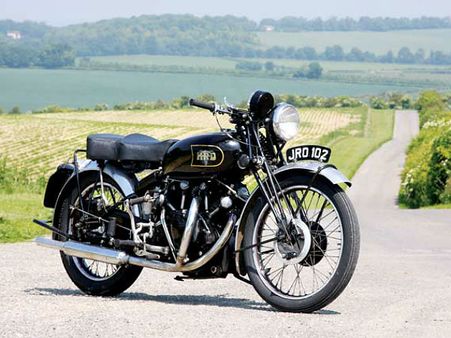 4. વિન્સેન્ટ બ્લેક શેડો