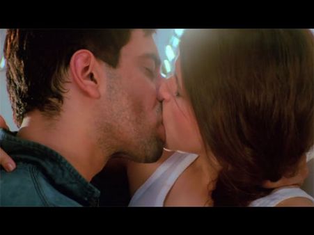 ટ્રેલરમાં વિવેક ટ્રેલરમાં વિવેક