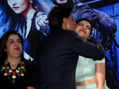 HNY : શરાબી... ગીતના લૉન્ચિંગમાં થઈ ‘Kiss વર્ષા’