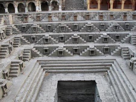 અત્રે એટલું બધું છે કે તમે પણ બોલી ઊઠશો- 'કુછ દિન તો ગુજારો ગુજરાતમેં'