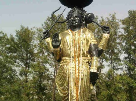 સરસિયાના તેલથી ખુશ થાય છે શનિદેવ