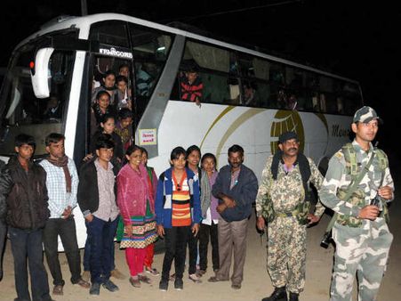 પાકમાં વાઘા બોર્ડર પર આત્મઘાતી હુમલો, 55ના મોત, 200 ઘાયલ