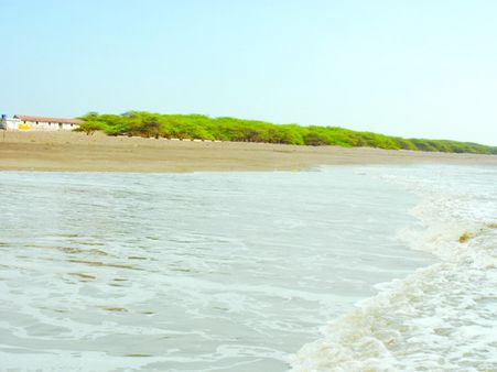 ભાવનગર પાસે આવેલા ઘોઘા બીચની રમણીય તસવીરો...