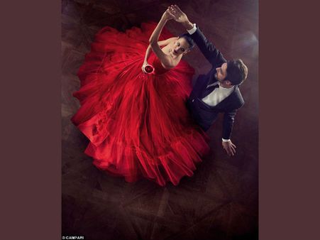 Pics : ઇવાએ કૅમ્પારી કૅલેંડર માટે ધર્યો Red Hot અવતાર..