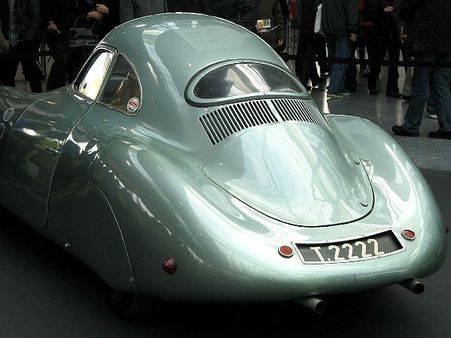 10. પહેલવેલી કાર