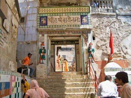 દરિયા કિનારે આવેલા કોયલા ડુંગર પર બિરાજમાન છે હરસિદ્ધ માતા