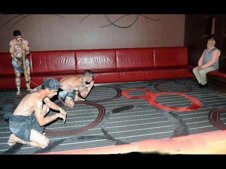 પરંપરાગત રીતે સ્વાગત