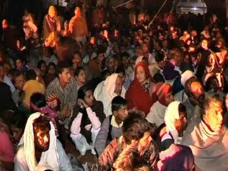 રામપાલના આશ્રમમાંથી 15 હજાર લોકોને કાઢ્યા, 4ના મોત