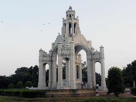 અલ્ફ્રેડ પાર્ક અલ્ફ્રેડ પાર્ક