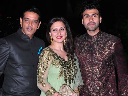 આર્ય બબ્બર આર્ય બબ્બર