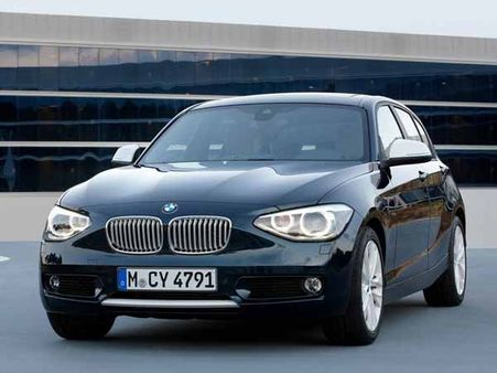 ડિમેન્શનઃ- બીએમડબલ્યુ 1 સીરિઝ