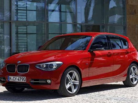 સેફ્ટી ફીચર્સ અંગે સરખામણી