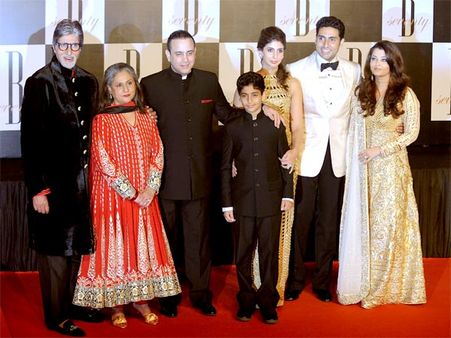 નિખિલ નંદા