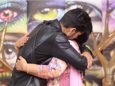 લકી ગૌતમ લકી ગૌતમ