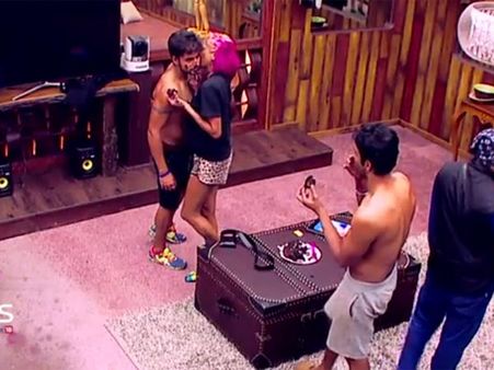 બેડરૂમમાં 