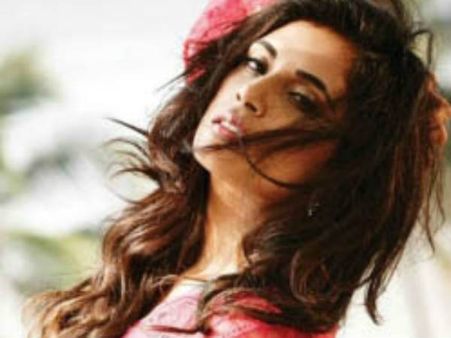 રિચા ચઢ્ઢાનું બિકિની ફોટોશૂટ