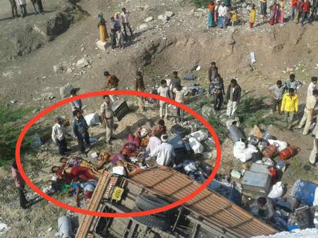 ગુજરાત : અમરેલી પાસે શેત્રુંજી નદીમાં ટ્રક ખાબકી, 12નાં મોત