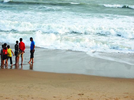 કચ્છના પીંગલેશ્વર બીચની એક મુલાકાત જરૂરી છે...