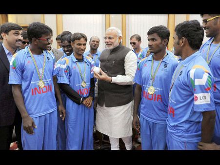 મોદીએ બ્લાઇંડ ક્રિકેટ વર્લ્ડ કપ જીતનાર ભારતીય ટીમનું કર્યું સન્માન