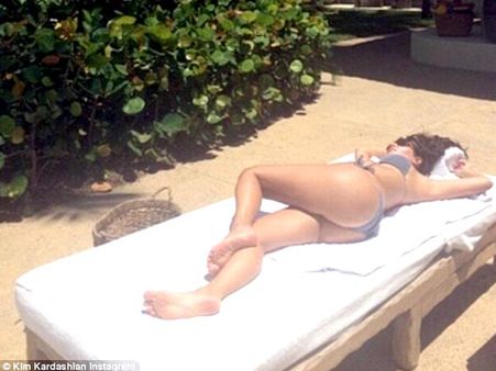 બિકિની પિક્સ બિકિની પિક્સ